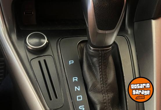 Autos - Ford Focus se plus 2016 Nafta 120000Km - En Venta