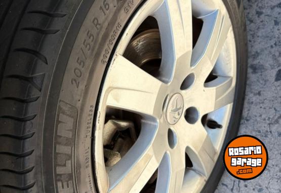 Autos - Peugeot 308 2017 Nafta 115000Km - En Venta