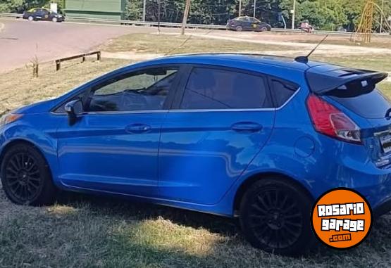 Autos - Ford Fiesta Titanium 2016 Nafta 106000Km - En Venta