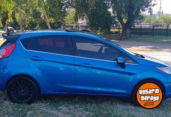 Autos - Ford Fiesta Titanium 2016 Nafta 106000Km - En Venta