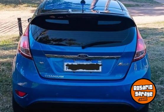 Autos - Ford Fiesta Titanium 2016 Nafta 106000Km - En Venta