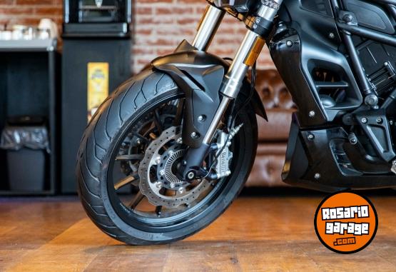 Motos - Benelli 502C 2024 Nafta 1404Km - En Venta