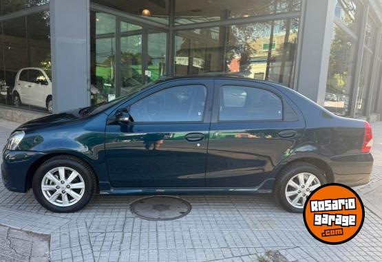 Autos - Toyota ETIOS XLS 1.5N 2017 Nafta 160000Km - En Venta