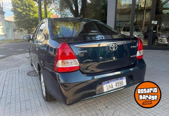 Autos - Toyota ETIOS XLS 1.5N 2017 Nafta 160000Km - En Venta