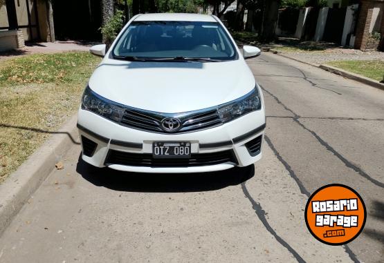 Autos - Toyota Corolla 2015 Nafta 104000Km - En Venta