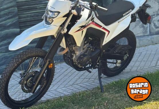 Motos - Honda XR TORNADO 300L 2025 Nafta 4400Km - En Venta