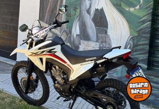 Motos - Honda XR TORNADO 300L 2025 Nafta 4400Km - En Venta