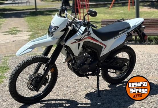 Motos - Honda XR TORNADO 300L 2025 Nafta 4400Km - En Venta