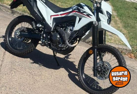 Motos - Honda XR TORNADO 300L 2025 Nafta 4400Km - En Venta