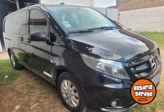 Utilitarios - Mercedes Benz Vito 111 2016 Diesel 60000Km - En Venta