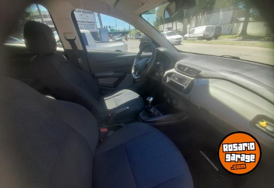 Autos - Chevrolet Prisma voyage siena logan 2017 Nafta 85500Km - En Venta