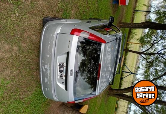 Autos - Ford Fiesta 2006 Nafta 192000Km - En Venta