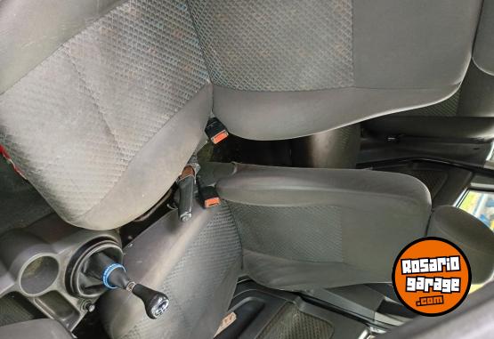 Autos - Ford Fiesta 2006 Nafta 192000Km - En Venta