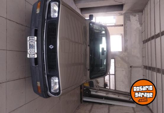 Autos - Renault Tl 1991 Nafta 130000Km - En Venta