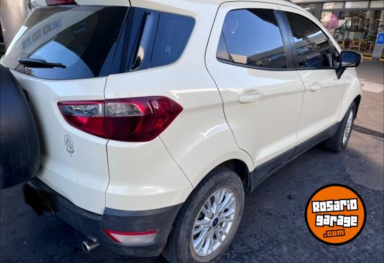 Camionetas - Ford Ecosport 2015 GNC 130000Km - En Venta