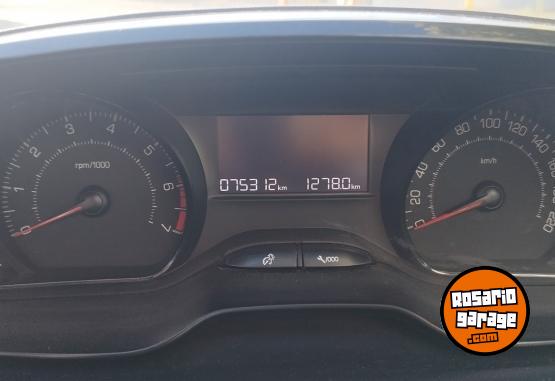 Autos - Peugeot Allure 1.6 2017 Nafta 76000Km - En Venta