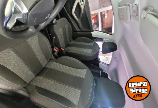 Autos - Peugeot 208 2018 Nafta 100000Km - En Venta