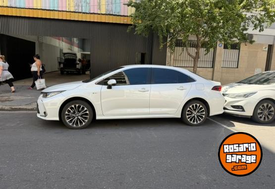 Autos - Toyota Corolla 2025 Electrico / Hibrido 9000Km - En Venta