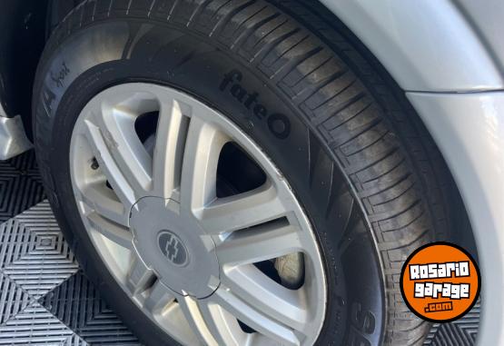 Autos - Chevrolet Astra Gl 2009 Nafta 185000Km - En Venta