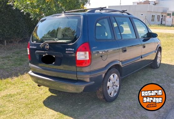 Autos - Chevrolet Zafira GL 2.0 8v 2009 Nafta 123800Km - En Venta