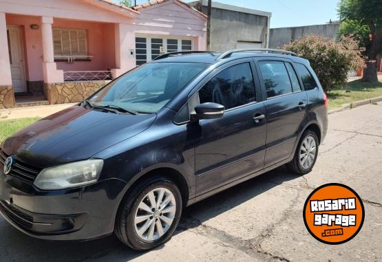 Autos - Volkswagen Suran 2011 Nafta 134000Km - En Venta