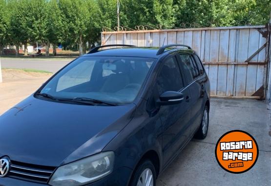 Autos - Volkswagen Suran 2011 Nafta 134000Km - En Venta