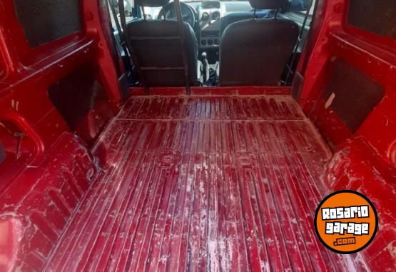 Utilitarios - Citroen Berlingo kangoo partner 2011 Diesel 150000Km - En Venta