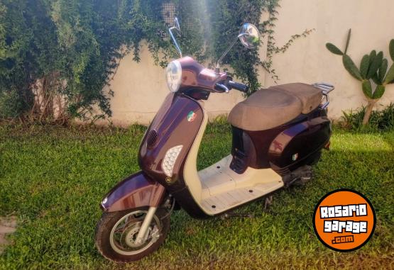 Motos - Motomel Strato Euro 150 2020 Nafta 17000Km - En Venta
