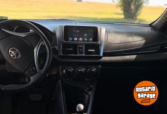 Autos - Toyota Yaris S 1.5 107 cv 2016 Nafta 102000Km - En Venta