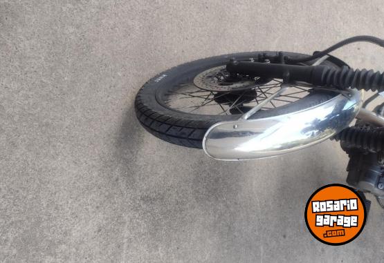 Motos - Zanella Sapucay 150 2018 Nafta 27000Km - En Venta