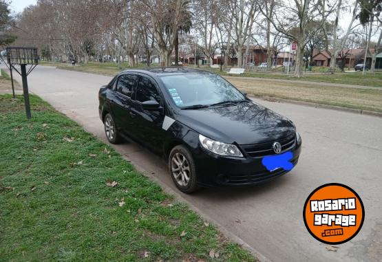 Autos - Volkswagen Voyage 2012 Nafta 130000Km - En Venta