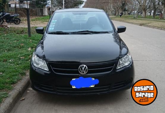Autos - Volkswagen Voyage 2012 Nafta 130000Km - En Venta