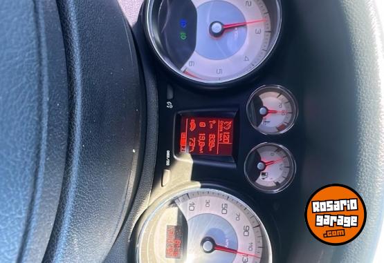 Autos - Peugeot 408 2013 Diesel 270000Km - En Venta