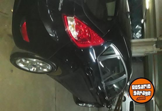 Autos - Ford Fiesta Titanium 2012 Nafta 104000Km - En Venta