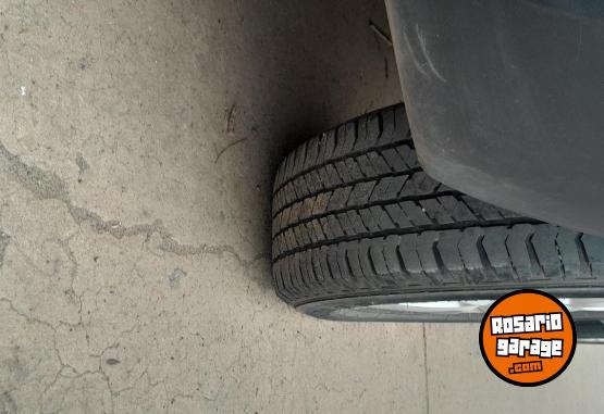 Autos - Renault Suran 2018 Nafta 78000Km - En Venta