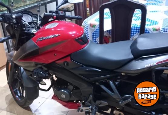 Motos - Bajaj Rouser 2019 Nafta 23000Km - En Venta