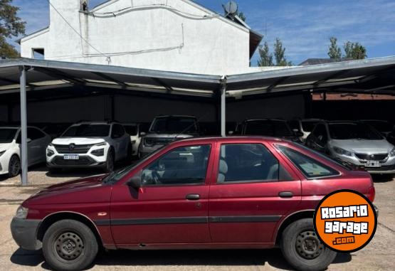 Autos - Ford Escort 1.8 2000 Nafta 177000Km - En Venta