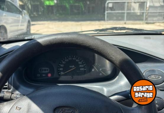 Autos - Ford Escort 1.8 2000 Nafta 177000Km - En Venta