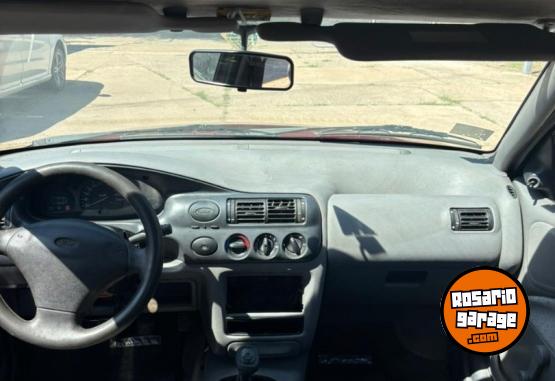 Autos - Ford Escort 1.8 2000 Nafta 177000Km - En Venta