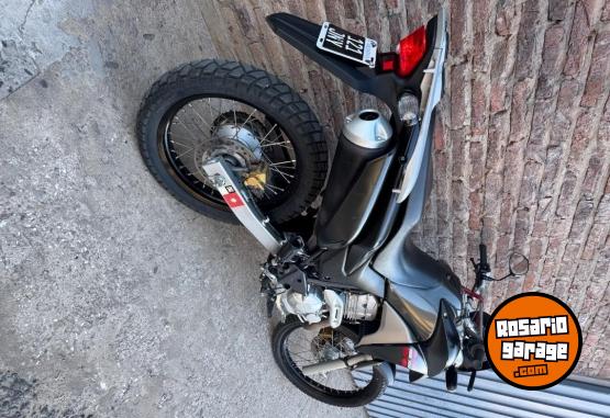 Motos - Honda Xre 2013 Nafta 11500Km - En Venta