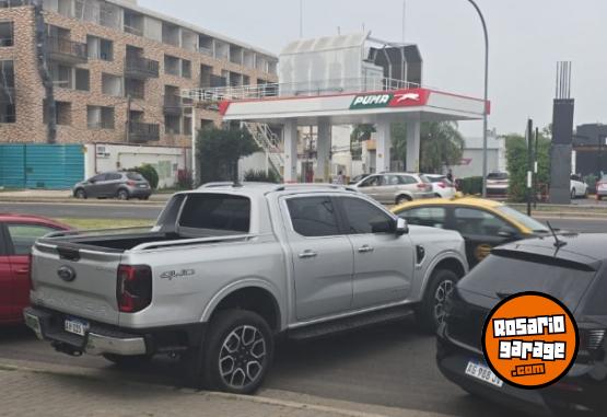Camionetas - Ford Ranger V6 limited 4WD 2025 Diesel 20000Km - En Venta