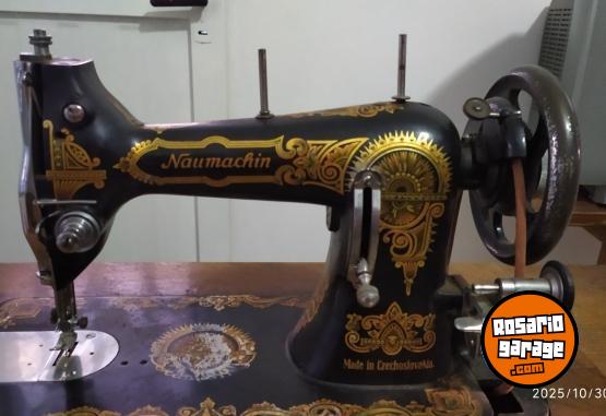 Hogar - Maquina de coser Naumachin - Antigua. - En Venta
