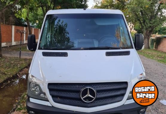 Utilitarios - Mercedes Benz Sprinter 415 3665 furg�n 2019 Diesel 215000Km - En Venta