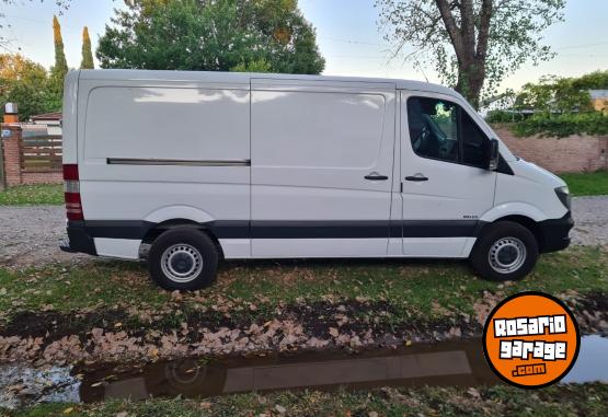 Utilitarios - Mercedes Benz Sprinter 415 3665 furg�n 2019 Diesel 215000Km - En Venta