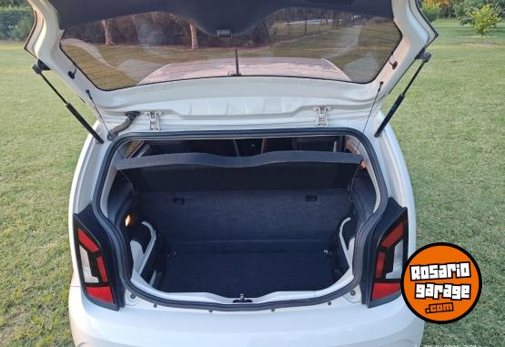 Autos - Volkswagen High up 2017 Nafta 63000Km - En Venta