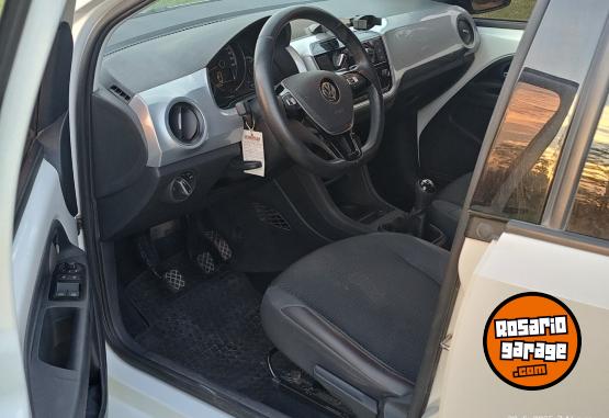 Autos - Volkswagen High up 2017 Nafta 63000Km - En Venta