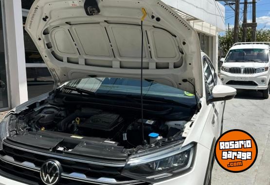 Autos - Volkswagen NIVUS HIGHLINE 200 TSI AT 2021 Nafta 83000Km - En Venta