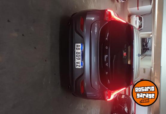 Autos - Volvo Volvo V40 T4 2.0 Momentun 2017 Nafta 93500Km - En Venta