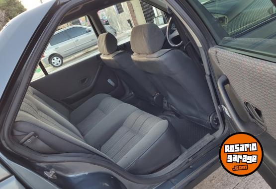 Autos - Peugeot 405 diesel 1997 Diesel 200000Km - En Venta