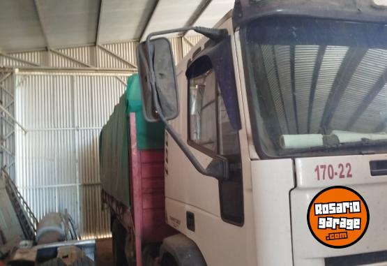 Camiones y Gr�as - Tector 2010 - En Venta